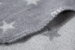 Alvi Babydecke Mit UV-Schutz, Baumwolle, Sterne Grau, 75 X 100 Cm -Heimtextilien Verkauf alvi babydecke mit uv schutz baumwolle sterne grau 75 x 100 cm 2