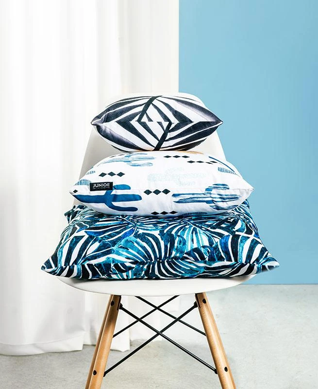 Kissen "Tree Pattern" In Schwarz & Weiß 5 Kissen "Tree Pattern" In Schwarz & Weiß – Bild 3