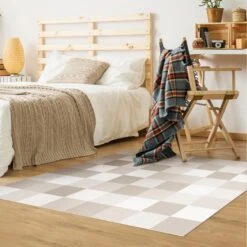 Vinyl-Teppich - Geometrisches Muster Buntes Schachbrett Sand In Creme-Beige -Heimtextilien Verkauf wallart vinyl teppich geometrisches muster buntes schachbrett sand in creme beige 4